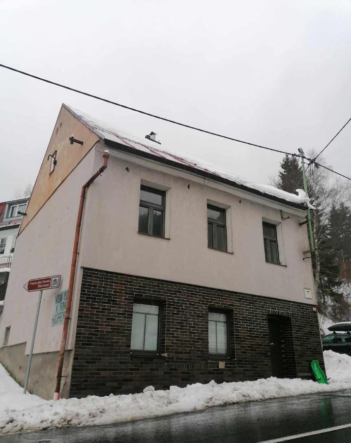 Apartmany Cipriani 야히모프 외부 사진